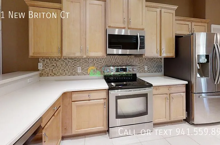 141 New Briton Ct — Photo 7