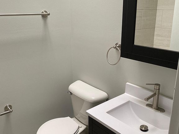5th image of 2521 N Lincoln Ave #05xbf8wpw