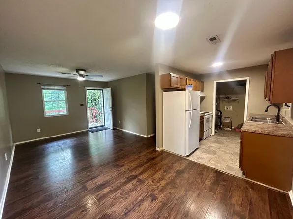 (undisclosed Address), Knoxville, TN 37917