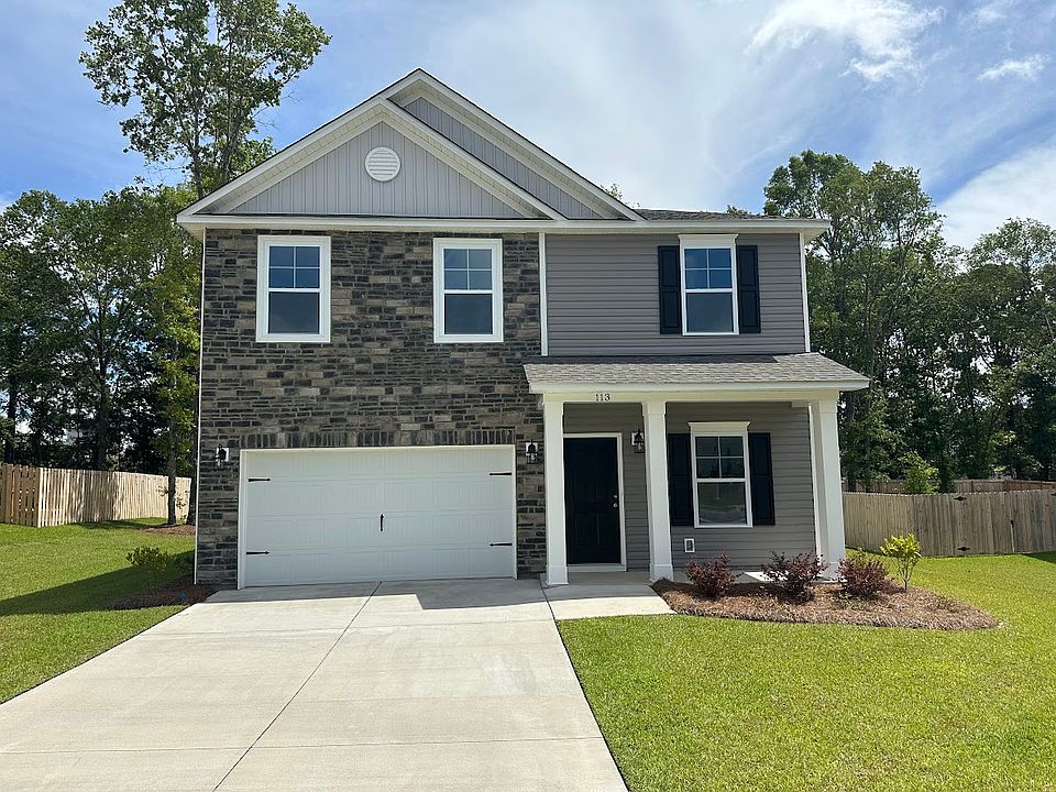 136 Southern Lake Ct, Camden, SC 29020