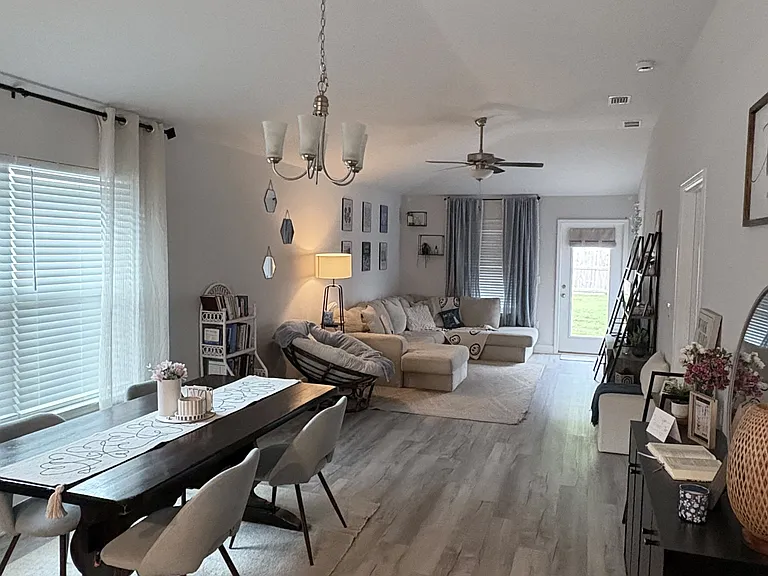 Open layout Living & Dining