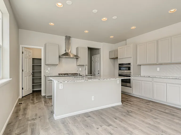 6842 S Uriah St — Photo 6