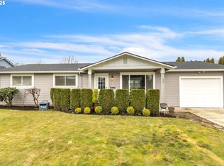 925 S Magnolia St, Cornelius, OR 97113