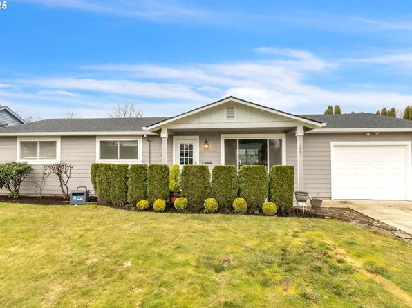 925 S Magnolia St, Cornelius, OR 97113