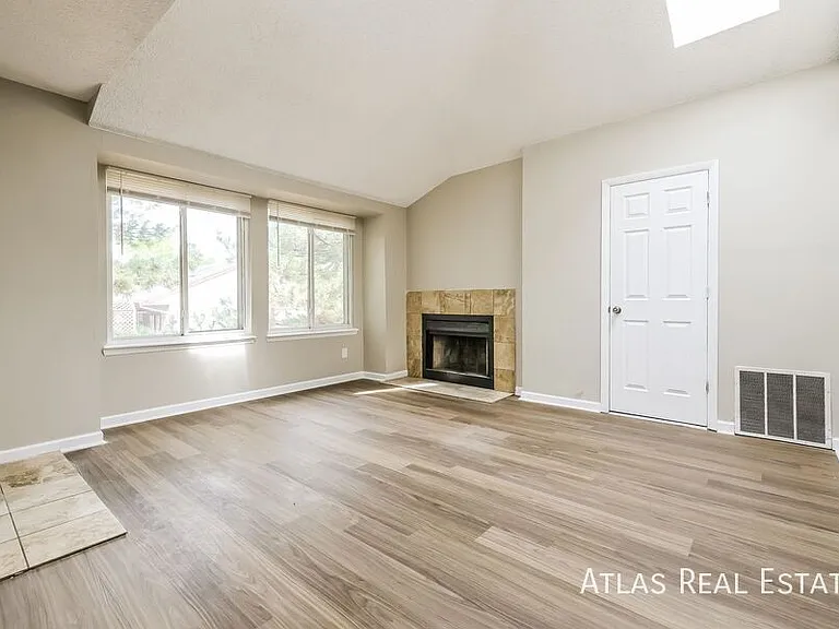 842 S Uravan Ct #C — Photo 1