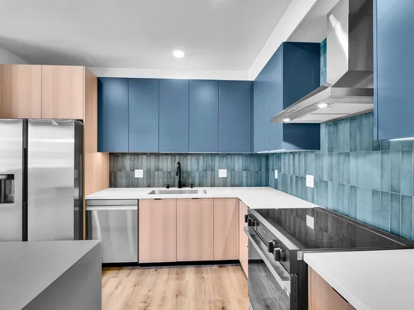 5657 Virginia Ave #301, Los Angeles, CA 90038