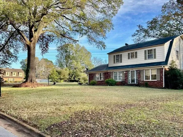 2405 Greenwood Dr SE, Decatur, AL 35601