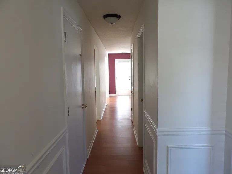 4341 Estate St S — Photo 2