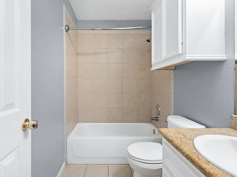 139 Horn Ct — Photo 24