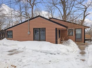 6691 Deerwood St, Chanhassen, MN 55317