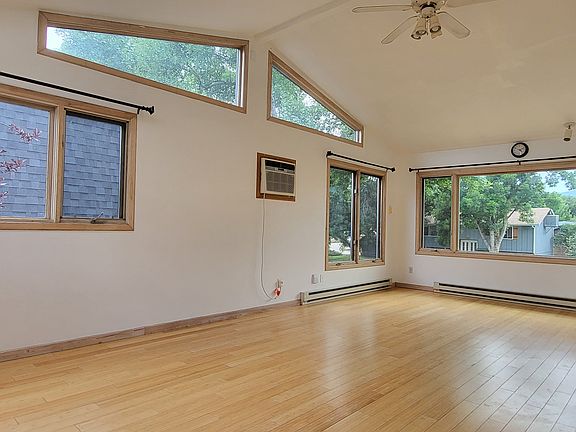 4th image of 1412 Ash Dr
