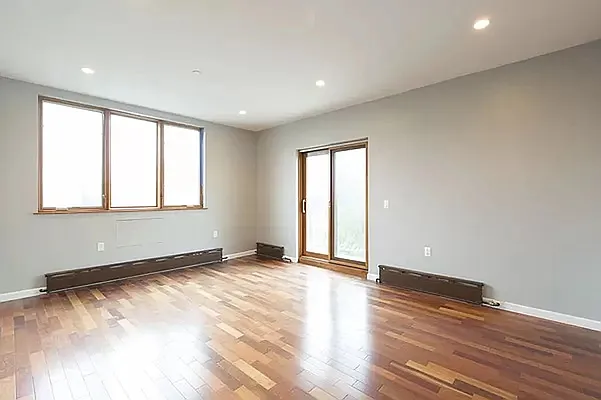 Rented by Vector New York, LLC | media 7