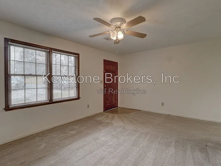 2243 Davis Rd SW #A — Photo 4