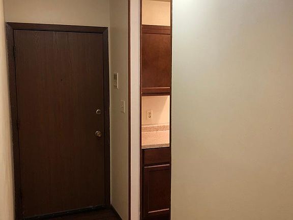 4th image of 11100 W Janesville Rd Unit 109