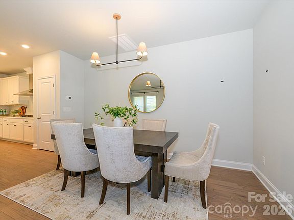 5th image of 339 Ladybird Ln