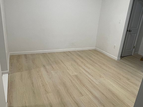 3rd image of 2329 E 22nd St #1R