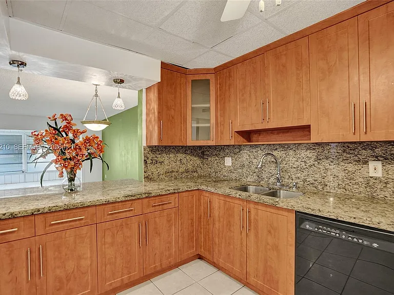 3051 NW 46th Ave #101 — Photo 8
