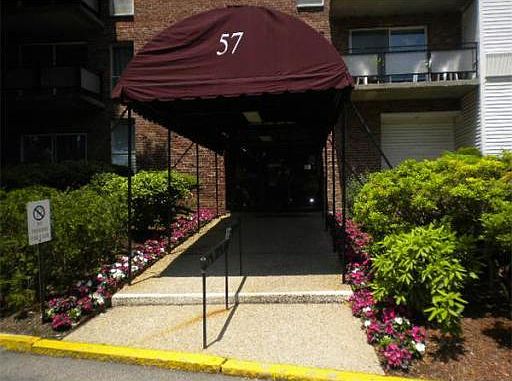 2nd image of 57 Broadlawn Park APT 3