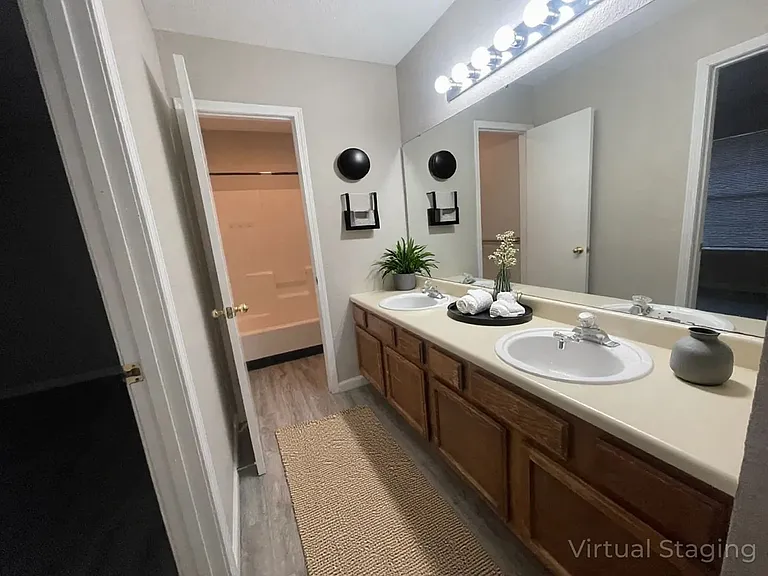 30 Fall Creek Dr #2 — Photo 5
