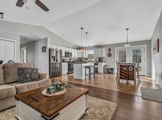 16 Hickory Drive, Wiscasset, ME 04578