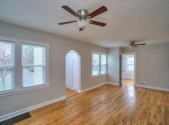 4th image of 514 N Sunnyside Ave