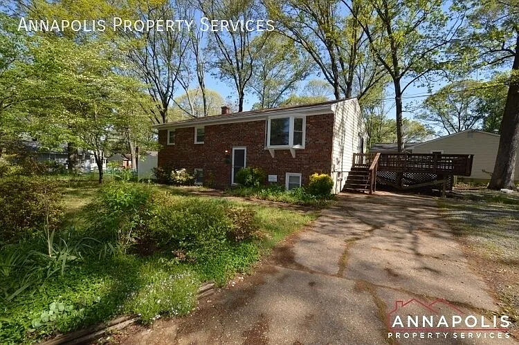 556 arundel drive — Photo 1
