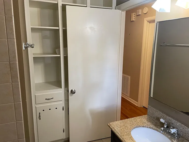 4205 Nagle St — Photo 10