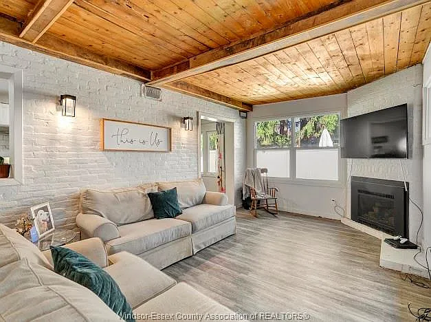 312 Coronado Dr — Photo 9