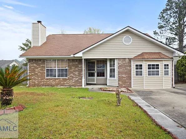 624 Honey Ridge Ln, Hinesville, GA 31313