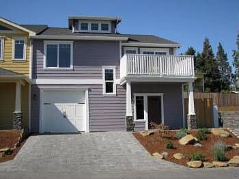 2nd image of 642 Hueners Ln #111