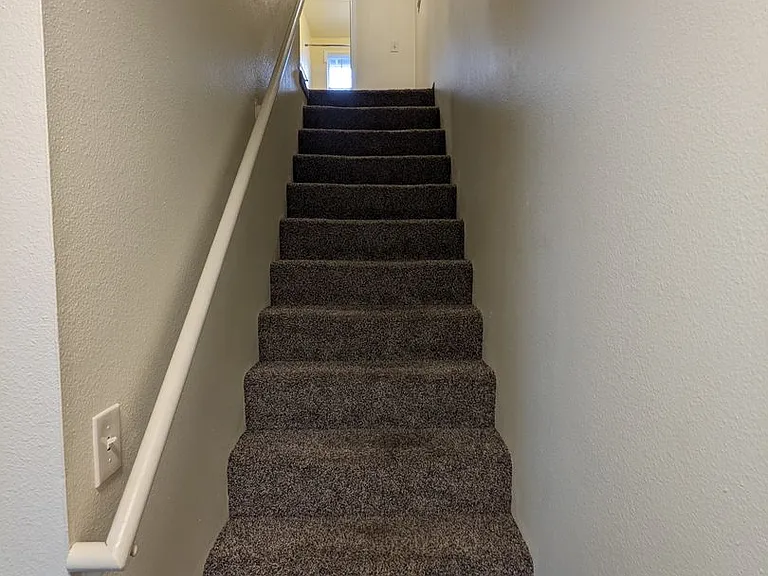 7833-7875 SE Johnson Creek Blvd — Photo 37