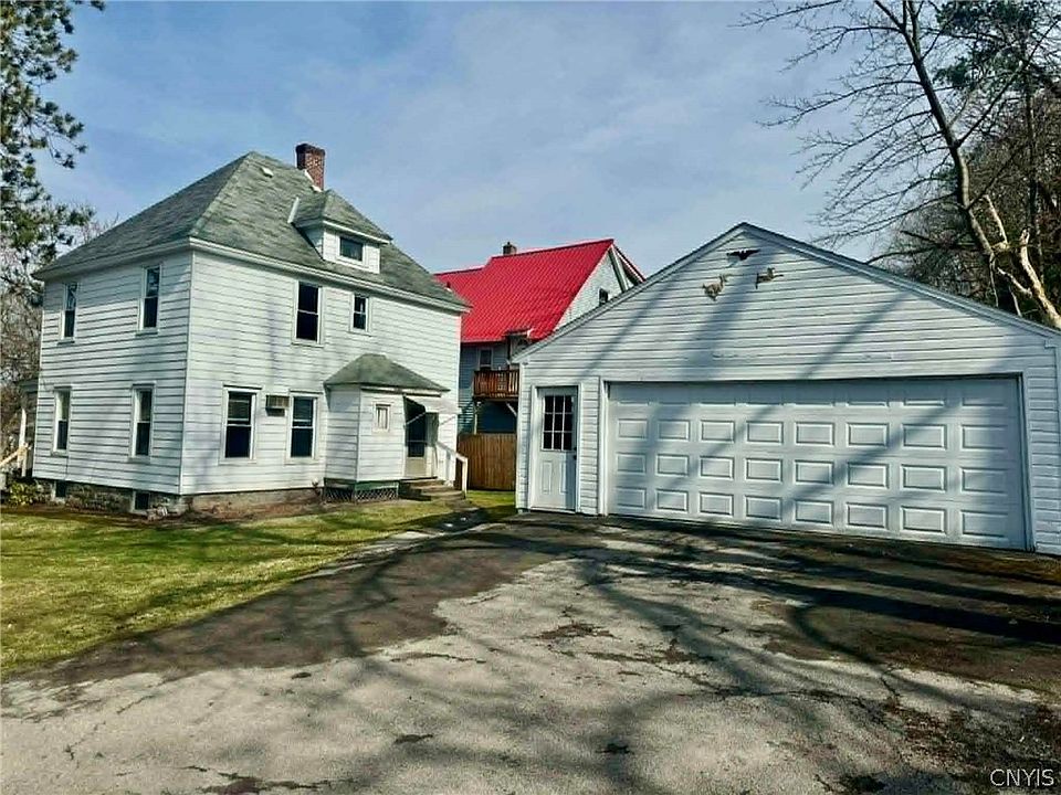 1st image of 4 Spring St