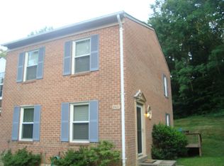 6421 Old Scotts Ct, Springfield, VA 22152