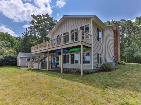 49 Edgewater Way, Wareham, MA 02571