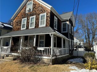 25 Mahan St, New London, CT 06320