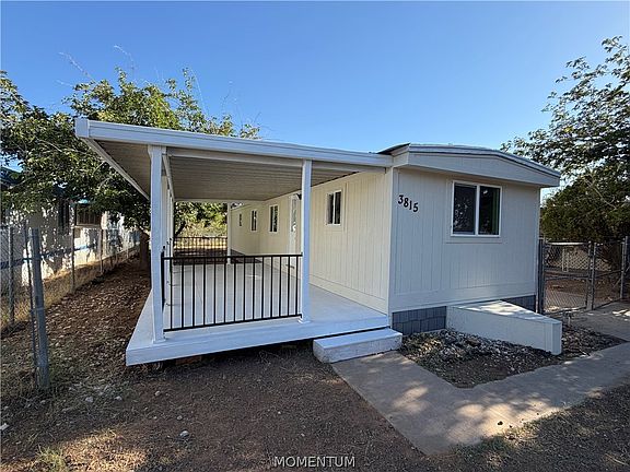 3rd image of 3815 E Devlin Avenue