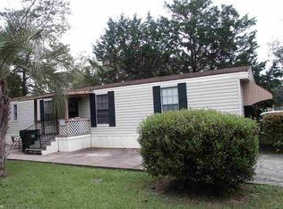 1335 Ridgewood Dr, Lillian, AL 36549