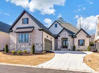 208 Chestnut Pond Ln, Simpsonville, SC 29681