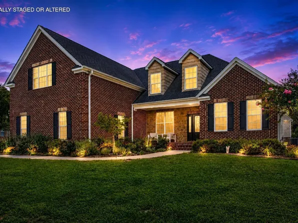 6924 Neville Dr, Ooltewah, TN 37363