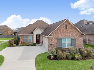 3802 Kingsbarns Dr, Zachary, LA 70791