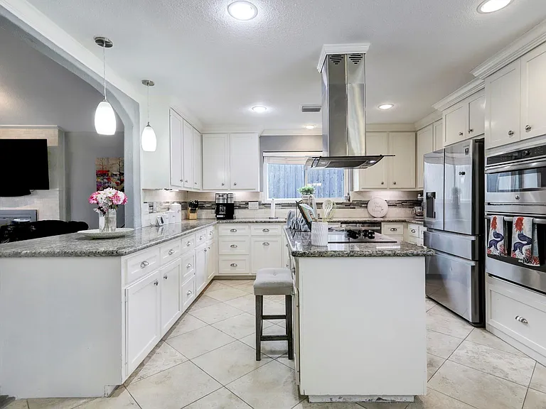 2235 Round Lake Dr — Photo 9