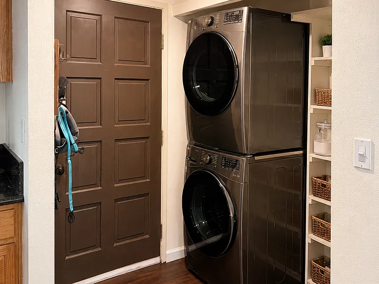 3947 Arthur Ct — Photo 4