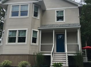 17 Oak Hill Rd, Natick, MA 01760