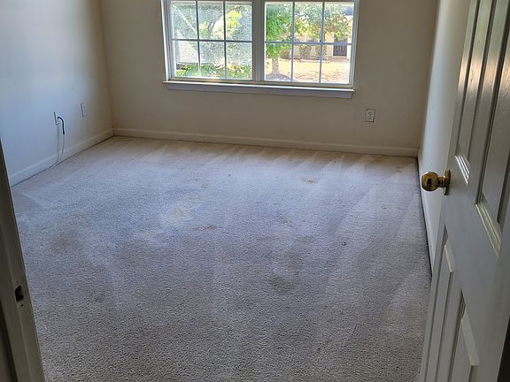 5th image of 152 Prity Ct #152