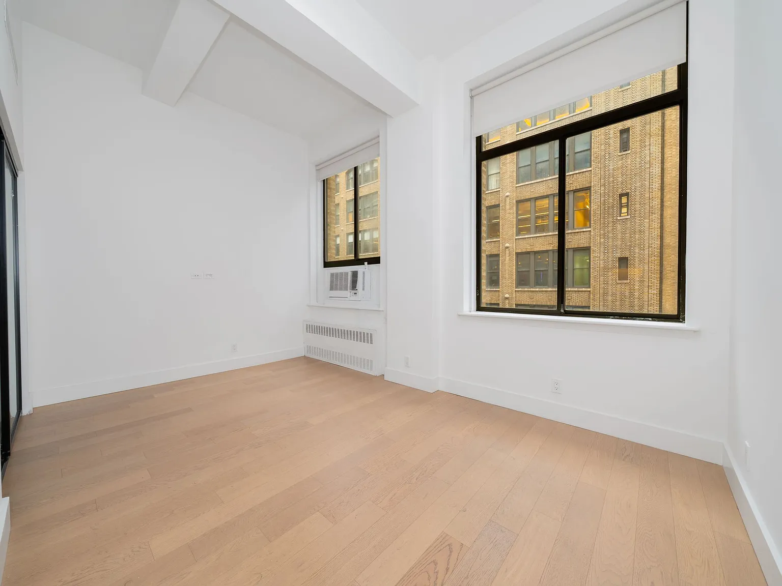 31 East 31st Street — Photo 2