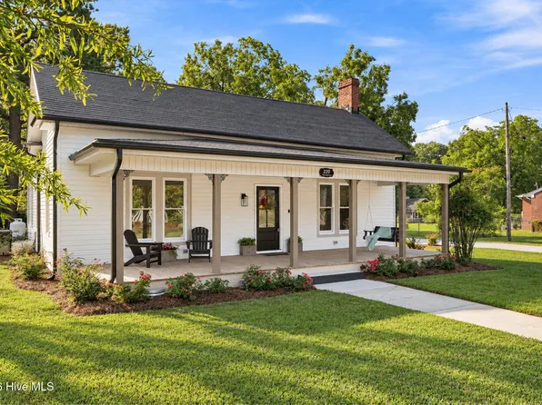 220 E Branch Street, Spring Hope, NC 27882
