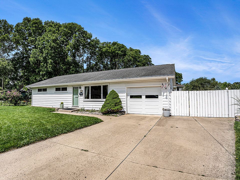 1st image of 138 Owen Ct