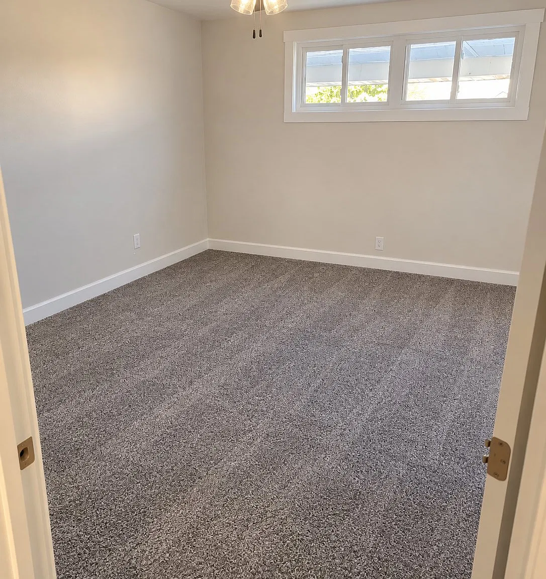316 W Miller St — Photo 4