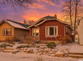 1121 C AVENUE N, Saskatoon, SK S7L 1K3