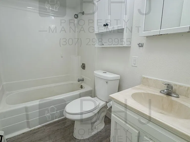 959 Bellevue Ave — Photo 7